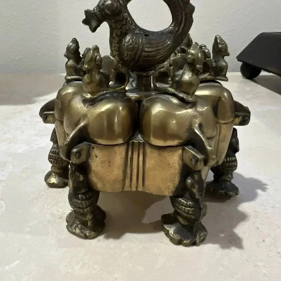 Antique KumKum Box - India - Picture 3 of 5